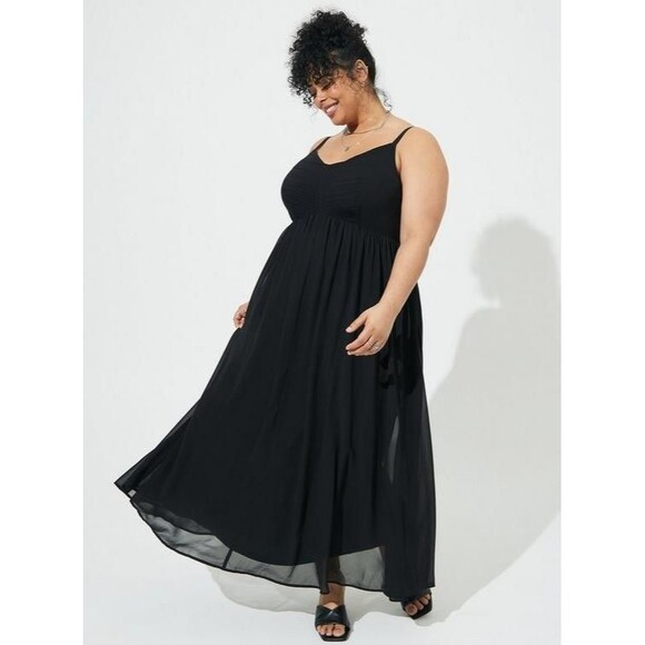 Torrid Maxi Chiffon Pleated Dress Black Size 2x Sleeveless Layered Whimsigoth - Picture 1 of 12